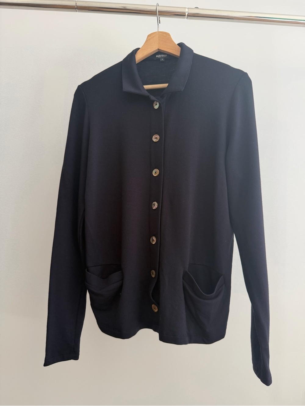 BLEUSALT The Cardigan in Navy